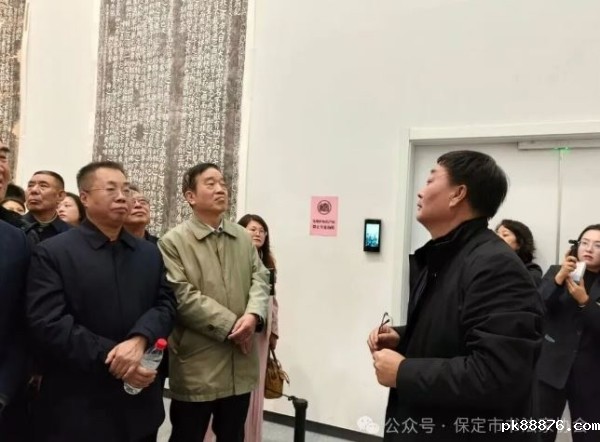 中国书协名誉主席苏士澍率专家团队莅临保定历代金石拓本菁华展